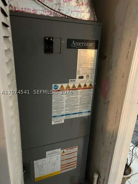 863 NW 113th St, Miami FL - photo 12 of 16