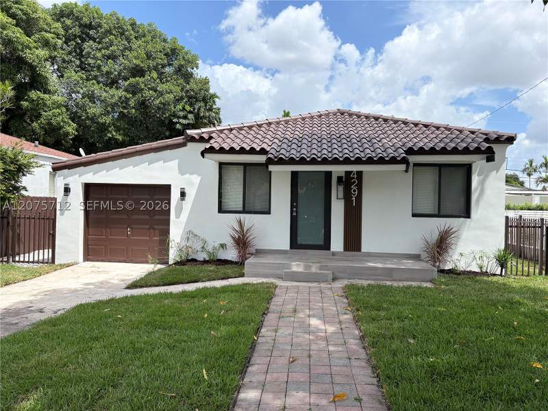 2 bedroom SingleFamilyResidence at 4291 SW 14th St, Sunny Grove, Miami — photo 3