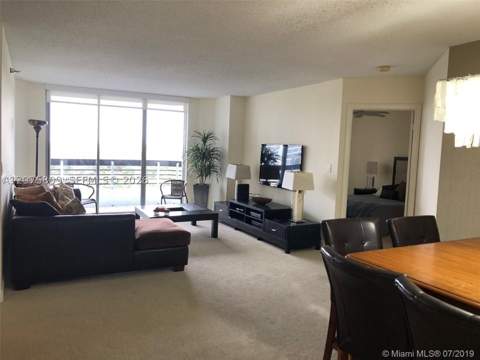 3530 Mystic Pointe Dr 1008, Aventura FL - photo 10 of 38