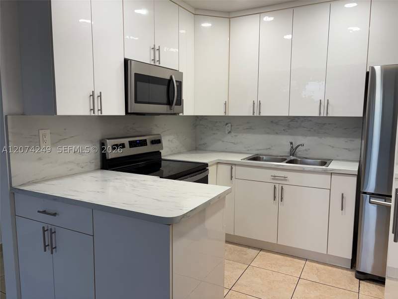 2 bedroom Condominium at 3551 SW 9th Ter 411, Cordoba Condo, Miami — photo 4