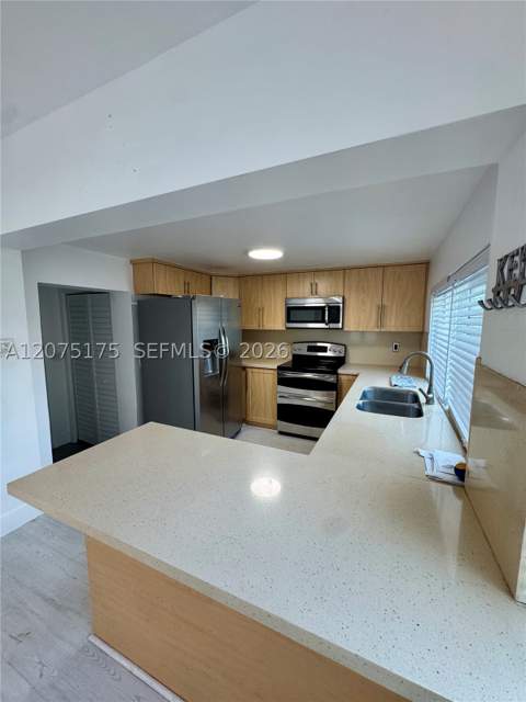 100 SW 51st Ct, Miami FL - photo 9 of 24