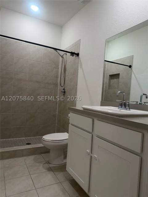 541 NE 5Th Ter N 5 Th Ter, Florida City FL - photo 18 of 20
