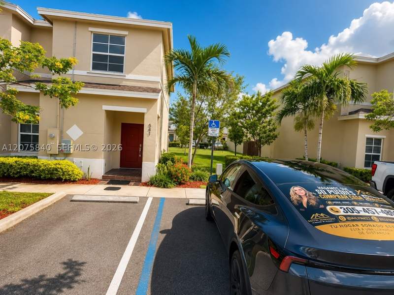 3 bedroom SingleFamilyResidence at 541 NE 5Th Ter N 5 Th Ter, Fvp Subdivision, Florida City — photo 2