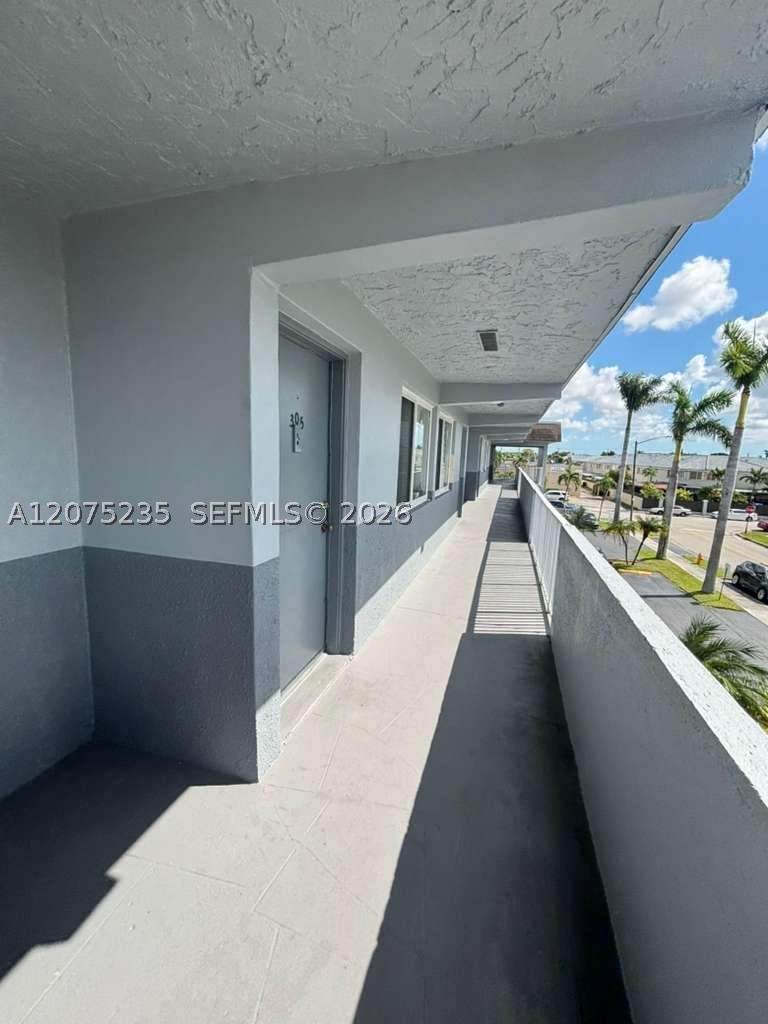 2 bedroom Condominium at 11005 SW 1st St 302, Agua Dulce Condo, Sweetwater — photo 3