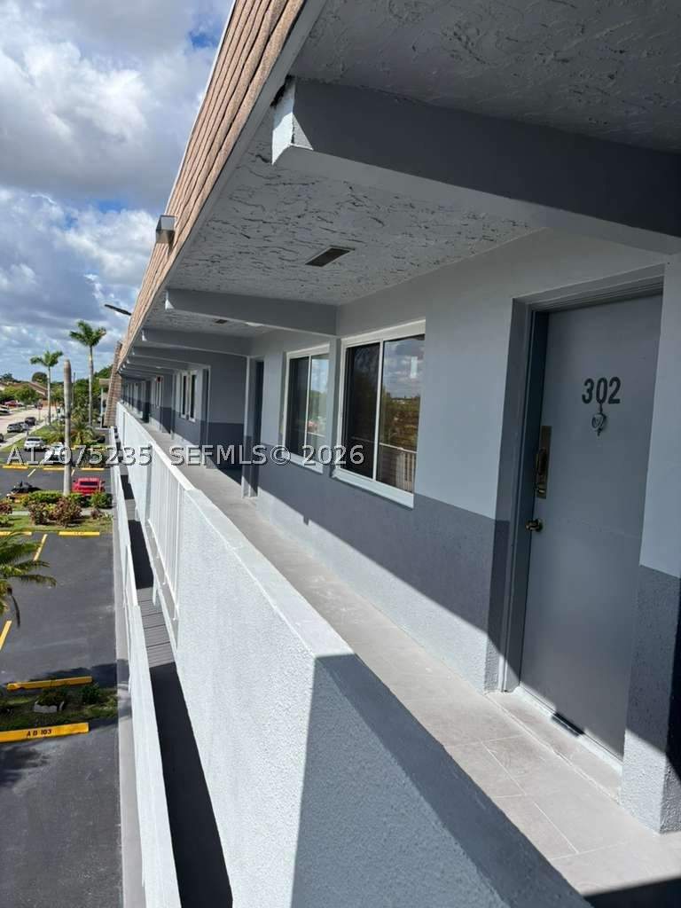 2 bedroom Condominium at 11005 SW 1st St 302, Agua Dulce Condo, Sweetwater — photo 5