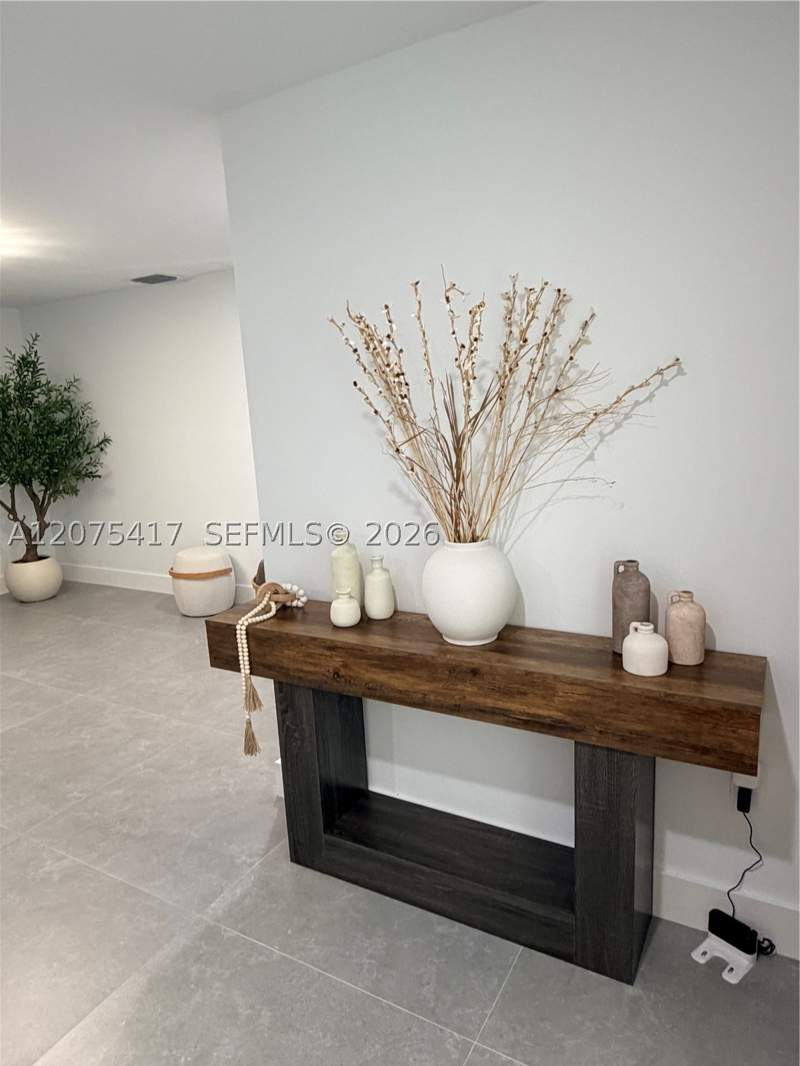 4 bedroom SingleFamilyResidence at 15042 SW 149th St, COUNTRY WALK SEC 3, Miami — photo 3