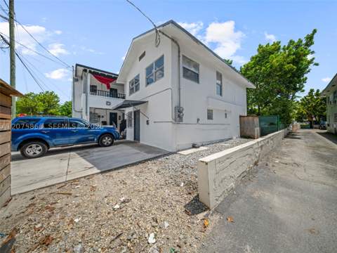 500 SW 8th Ave, Miami FL - photo 11 of 27