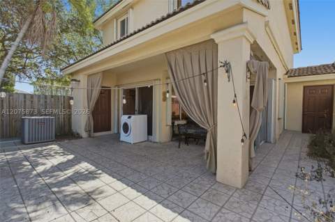 16405 SW 73rd Ln, Miami FL - photo 6 of 31