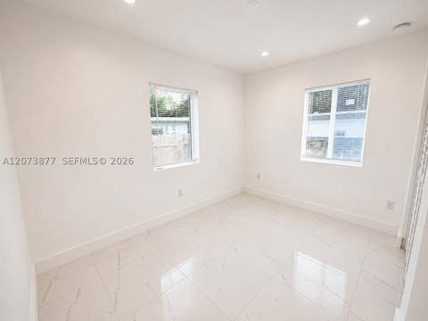 1800 NE 154th St, North Miami Beach FL - photo 11 of 28