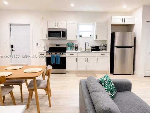 1800 NE 154th St, North Miami Beach FL - photo 23 of 28