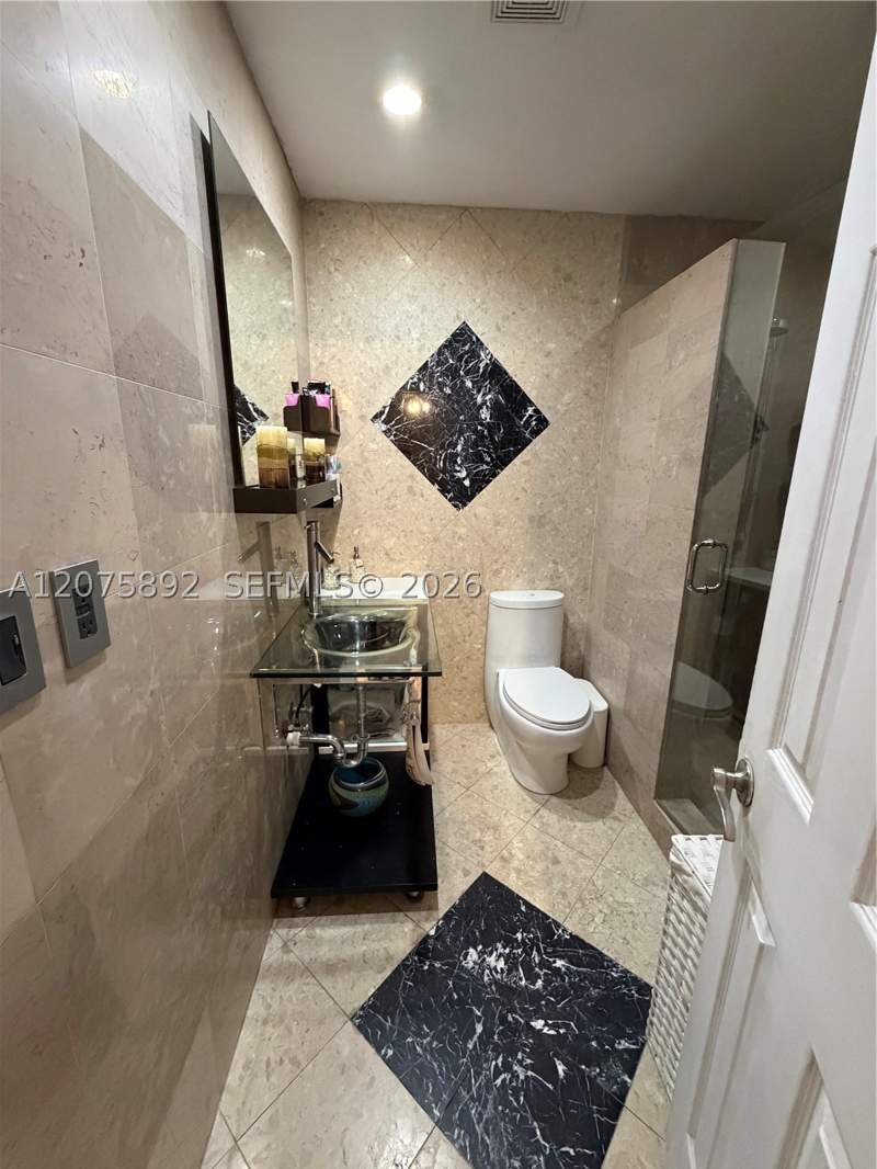 3 bedroom SingleFamilyResidence at 5445 NW 172nd Ter, Carol City Red Road Manor, Miami Gardens — photo 3