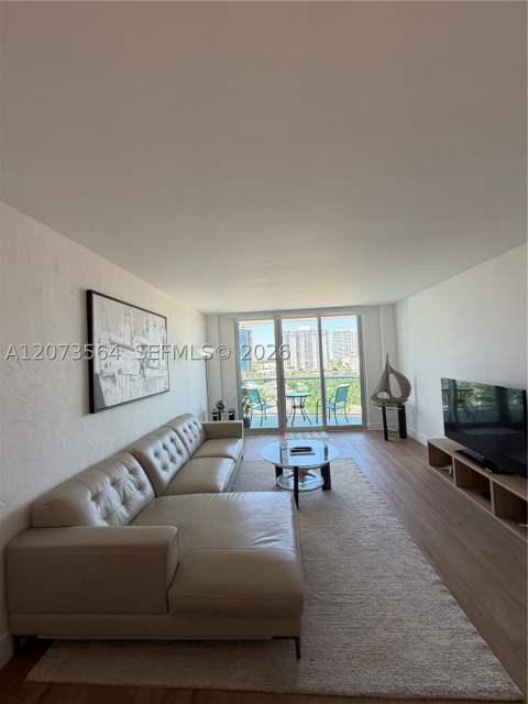 19370 Collins Ave 1120, Sunny Isles Beach FL - photo 9 of 39