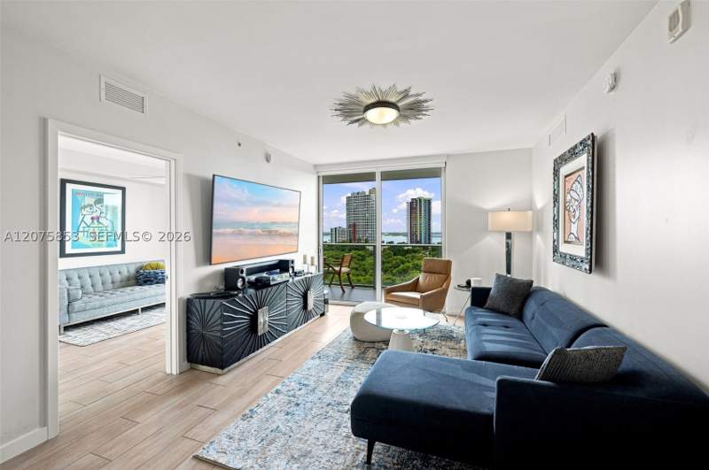 2 bedroom Condominium at 1600 SW 1st Ave 1103, Le Parc At Brickell Condo, Miami — photo 4