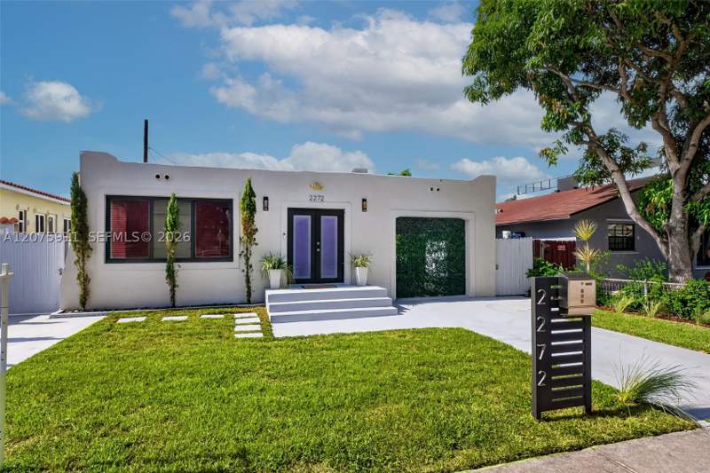 3 bedroom SingleFamilyResidence at 2272 SW 13th St, Byan Park, Miami — photo 2