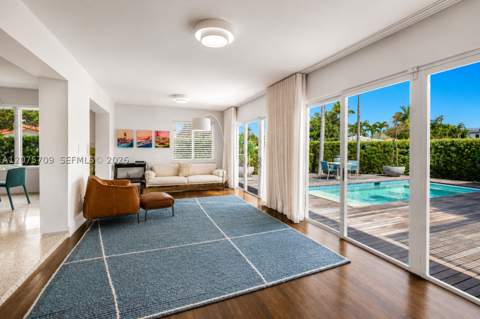 1885 Daytonia Rd, Miami Beach FL - photo 13 of 40