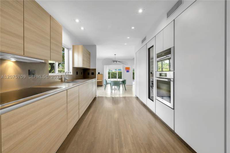 3 bedroom SingleFamilyResidence at 1885 Daytonia Rd, Biscayne Point, Miami Beach — photo 5