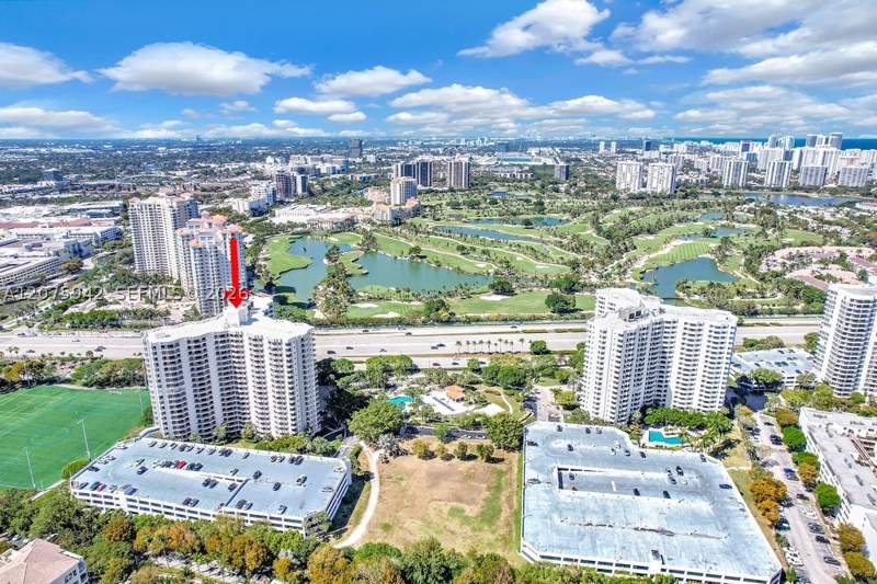 2 bedroom Condominium at 3300 NE 191st St Lp03, Parc Central Aventura Sou, Aventura — photo 3