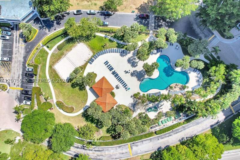 2 bedroom Condominium at 3300 NE 191st St Lp03, Parc Central Aventura Sou, Aventura — photo 4