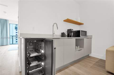 229 SW 9th St 404, Miami FL - photo 19 of 52