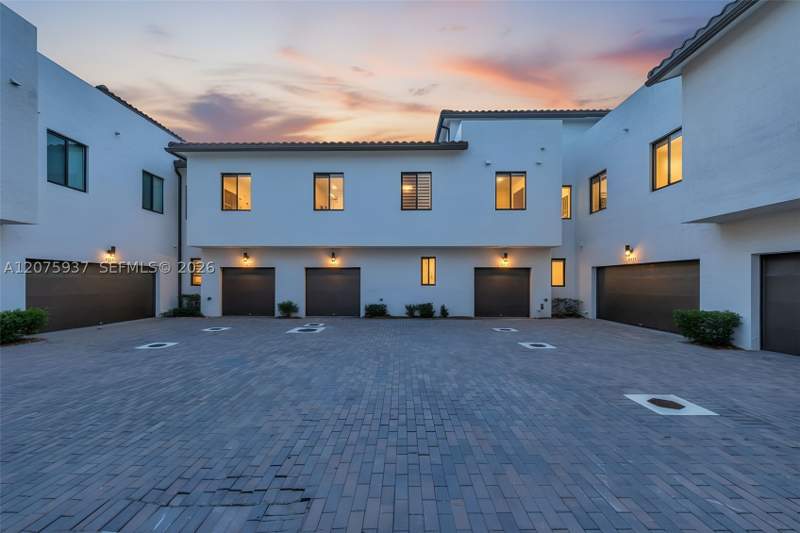 3 bedroom Townhouse at 4256 NW 83rd Ave, Downtown Doral South Phas, Doral — photo 5