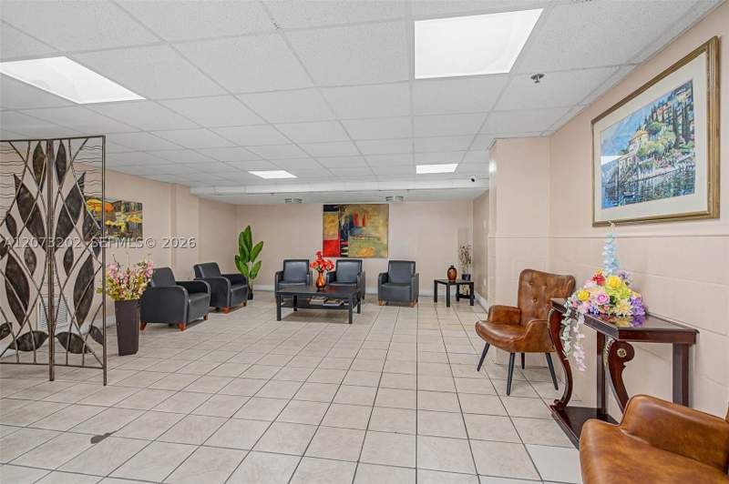 2 bedroom Condominium at 5055 NW 7th St 112, Half Moon Towers Condo, Miami — photo 4