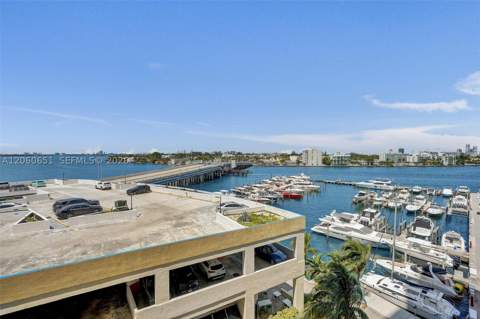 7601 E Treasure Dr 717, North Bay Village FL - photo 12 of 49