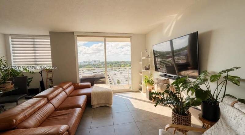 2 bedroom Condominium at 2775 NE 187th St 609, Venture At Aventura West, Aventura — photo 3