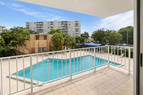 1470 NE 125th Ter 202, North Miami FL - photo 14 of 16