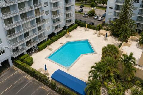 1470 NE 125th Ter 202, North Miami FL - photo 15 of 16