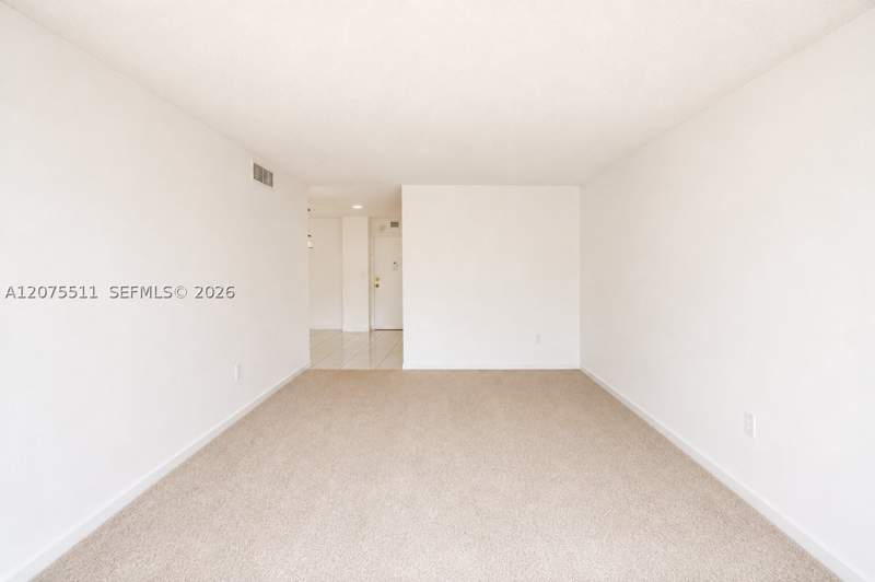 1 bedroom Condominium at 1470 NE 125th Ter 202, Three Horizons North Cond, North Miami — photo 2