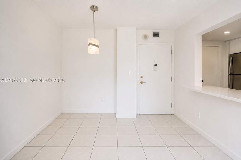 1 bedroom Condominium at 1470 NE 125th Ter 202, Three Horizons North Cond, North Miami — photo 5