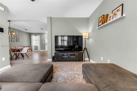 20397 NW 6th Pl, Miami Gardens FL - photo 14 of 45