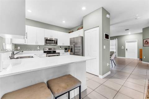 20397 NW 6th Pl, Miami Gardens FL - photo 7 of 45