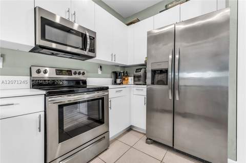 20397 NW 6th Pl, Miami Gardens FL - photo 8 of 45