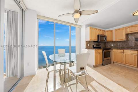 881 Ocean Dr 16F, Key Biscayne FL - photo 11 of 39