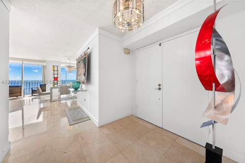 881 Ocean Dr 16F, Key Biscayne FL - photo 14 of 39