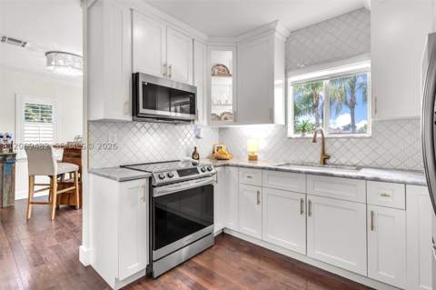 20922 SW 88th Pl, Cutler Bay FL - photo 10 of 29