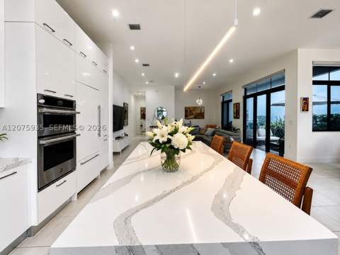 4318 NW 81st Ave, Doral FL - photo 11 of 51