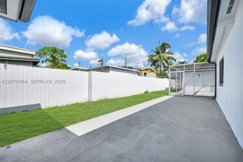 721 Atlantic Ave, Opa Locka FL - photo 7 of 59