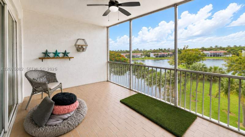 2 bedroom Condominium at 10750 NW 66th St 413, Captiva Condo B, Doral — photo 2