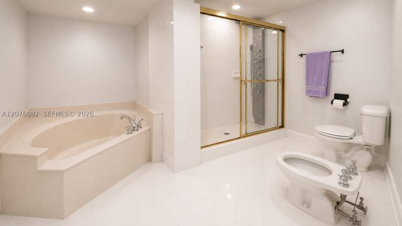 2 bedroom Condominium at 10750 NW 66th St 413, Captiva Condo B, Doral — photo 4
