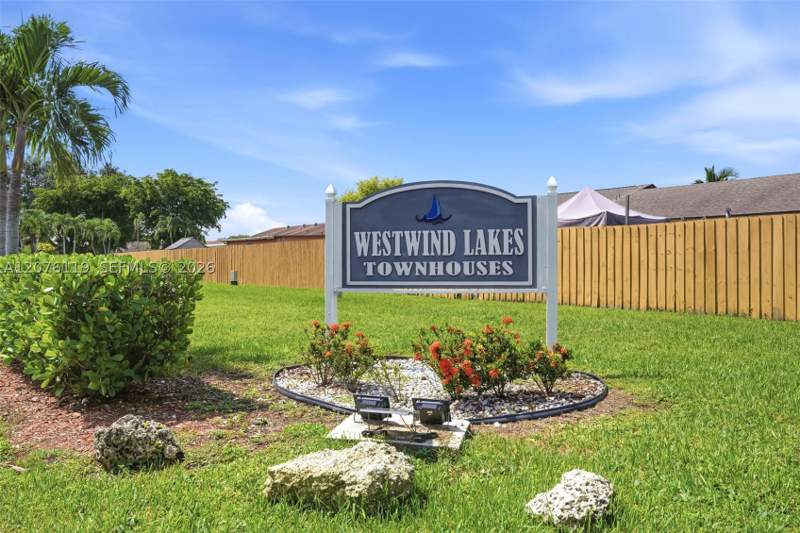 3 bedroom Townhouse at 15378 SW 69th Ln, Westwind Lakes Townhouses, Miami — photo 4