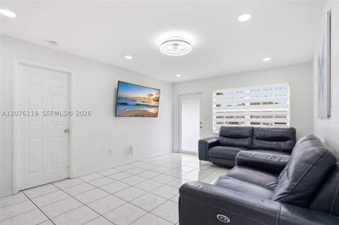 15378 SW 69th Ln, Miami FL - photo 6 of 31