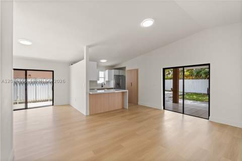 1201 SW 142nd Ave, Miami FL - photo 10 of 35