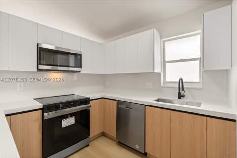 1201 SW 142nd Ave, Miami FL - photo 13 of 35