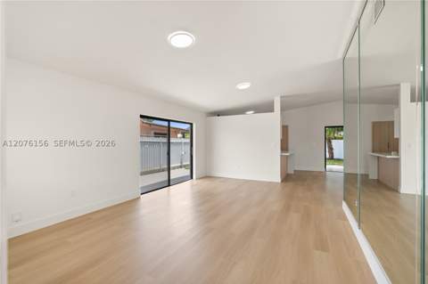 1201 SW 142nd Ave, Miami FL - photo 6 of 35