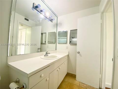6095 W 18th Ave S314, Hialeah FL - photo 14 of 27