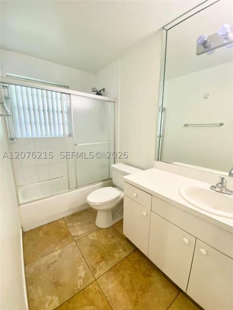 6095 W 18th Ave S314, Hialeah FL - photo 15 of 27