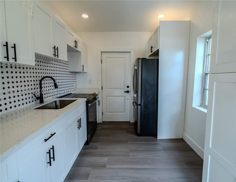 2 bedroom SingleFamilyResidence at 16400 NW 23rd Ct, Bunche Park, Miami Gardens — photo 3