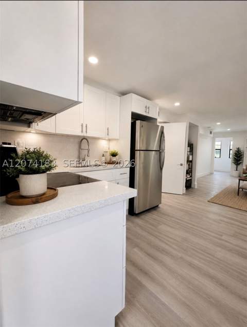 3351 NW 52nd St, Miami FL - photo 6 of 21